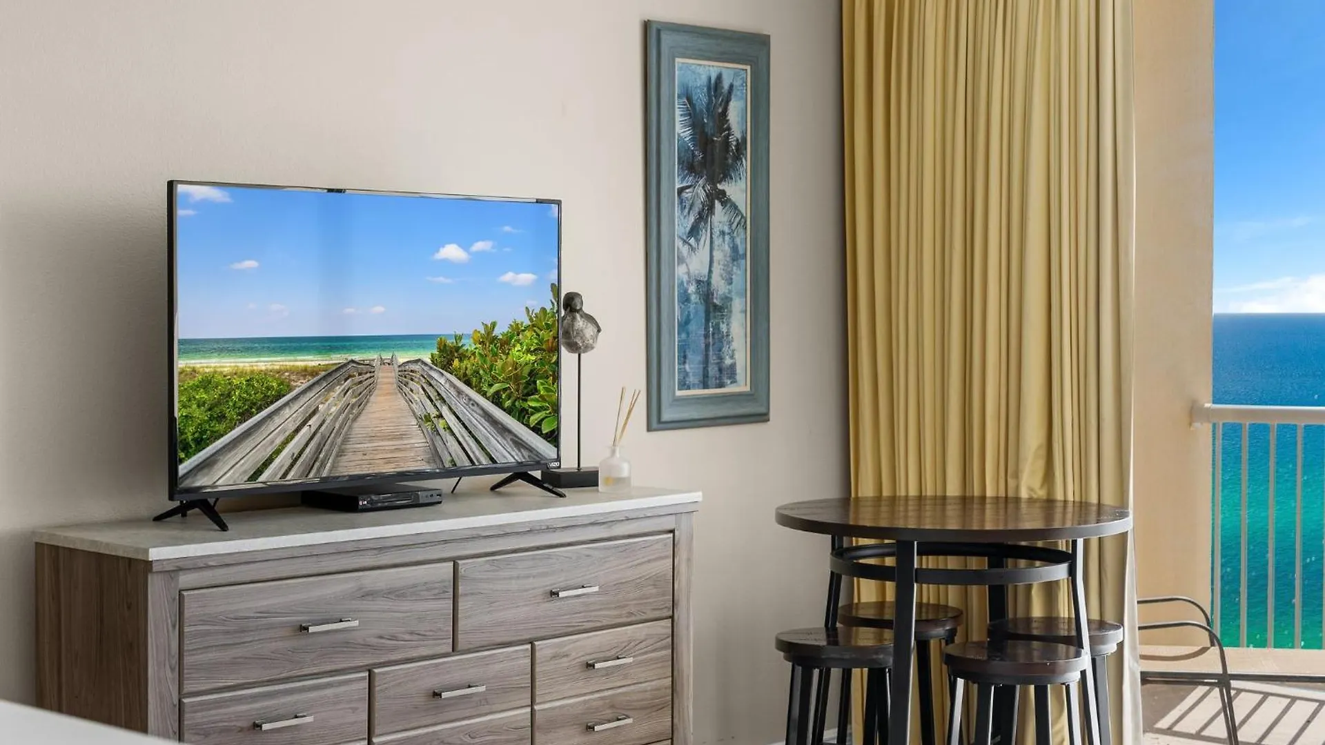 Apartmán Beachfront Retreat! Family Friendly 1Bd Getaway! By Dolce Vita Getaways Pcb! Panama City Beach