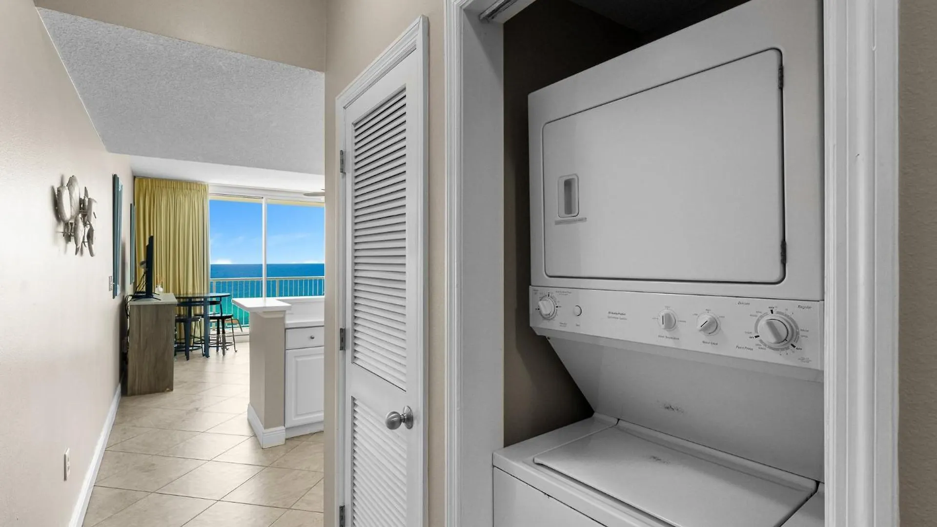 Apartment Beachfront Retreat! Family Friendly 1Bd Getaway! By Dolce Vita Getaways Pcb! Panama City Beach